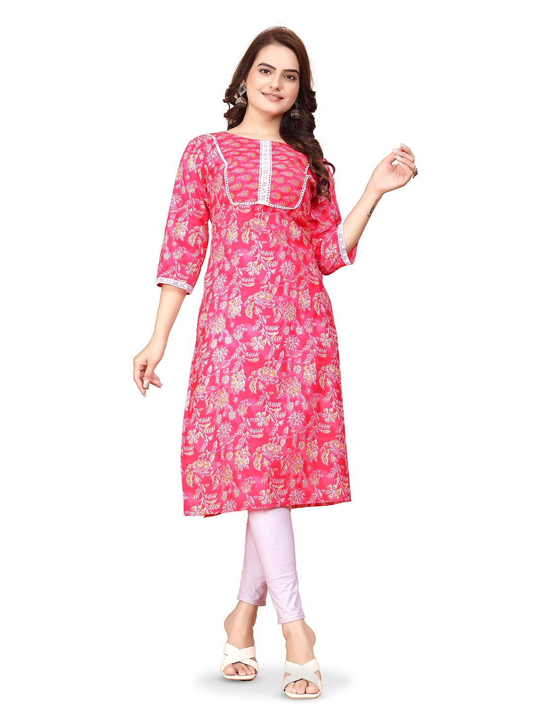 

BAESD Floral Printed Round Neck Pure Cotton Straight Kurta, Pink