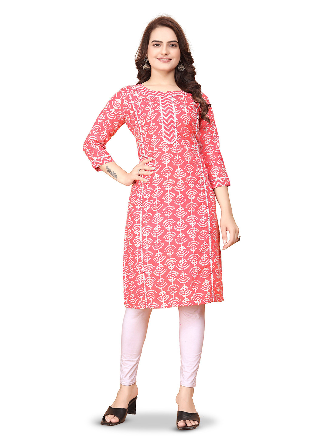

BAESD Floral Printed Straight Cotton Kurta, Pink