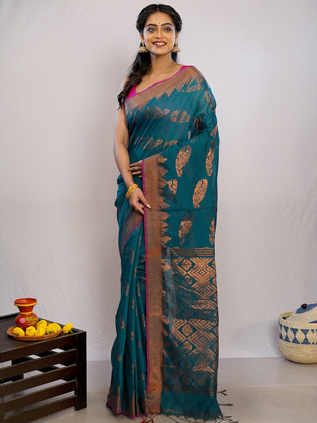 

AllSilks Ethnic Motifs Zari Pure Silk Saree, Green