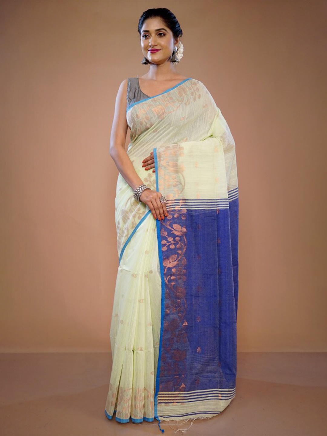 

AllSilks Ethnic Motifs Woven Design Pure Silk Saree, Green