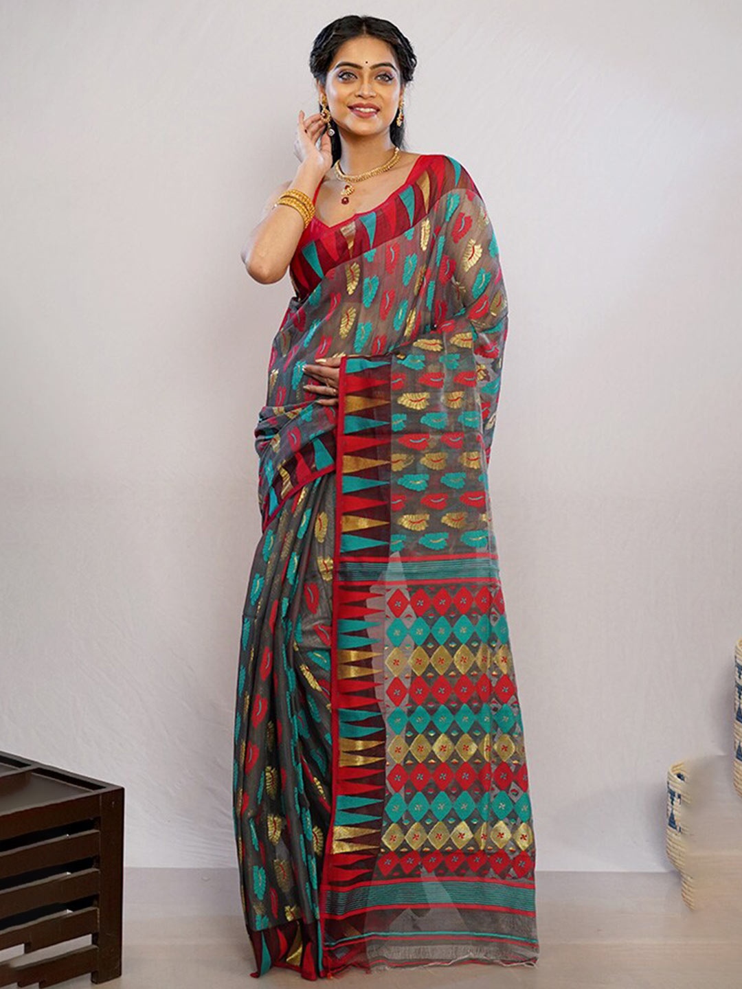 

AllSilks Ethnic Motifs Zari Pure Cotton Taant Saree, Grey