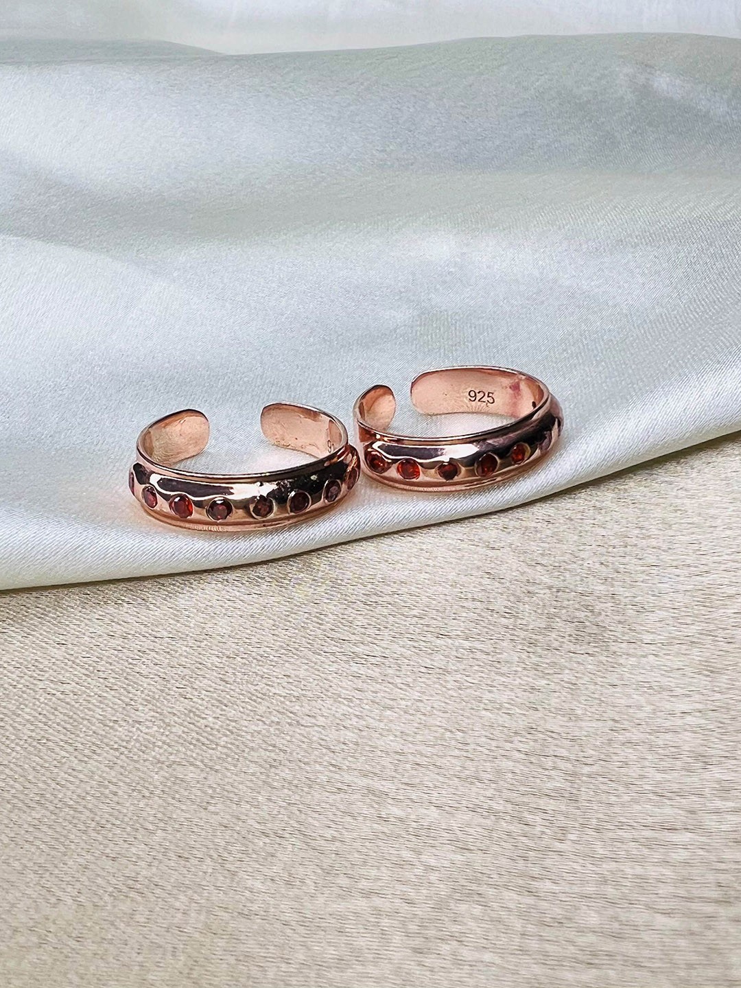 

Arte Jewels Set Of 2 925 Sterling Silver Toe Rings, Rose gold