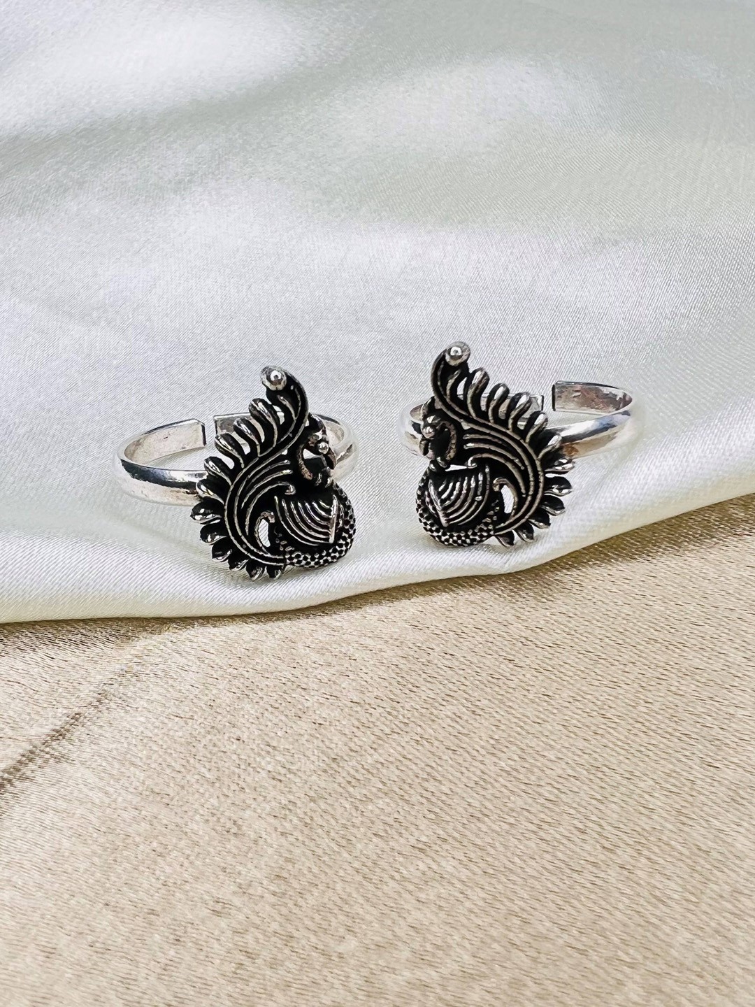 

Arte Jewels Set of 2 Adjustable 925 Sterling Silver Toe Rings