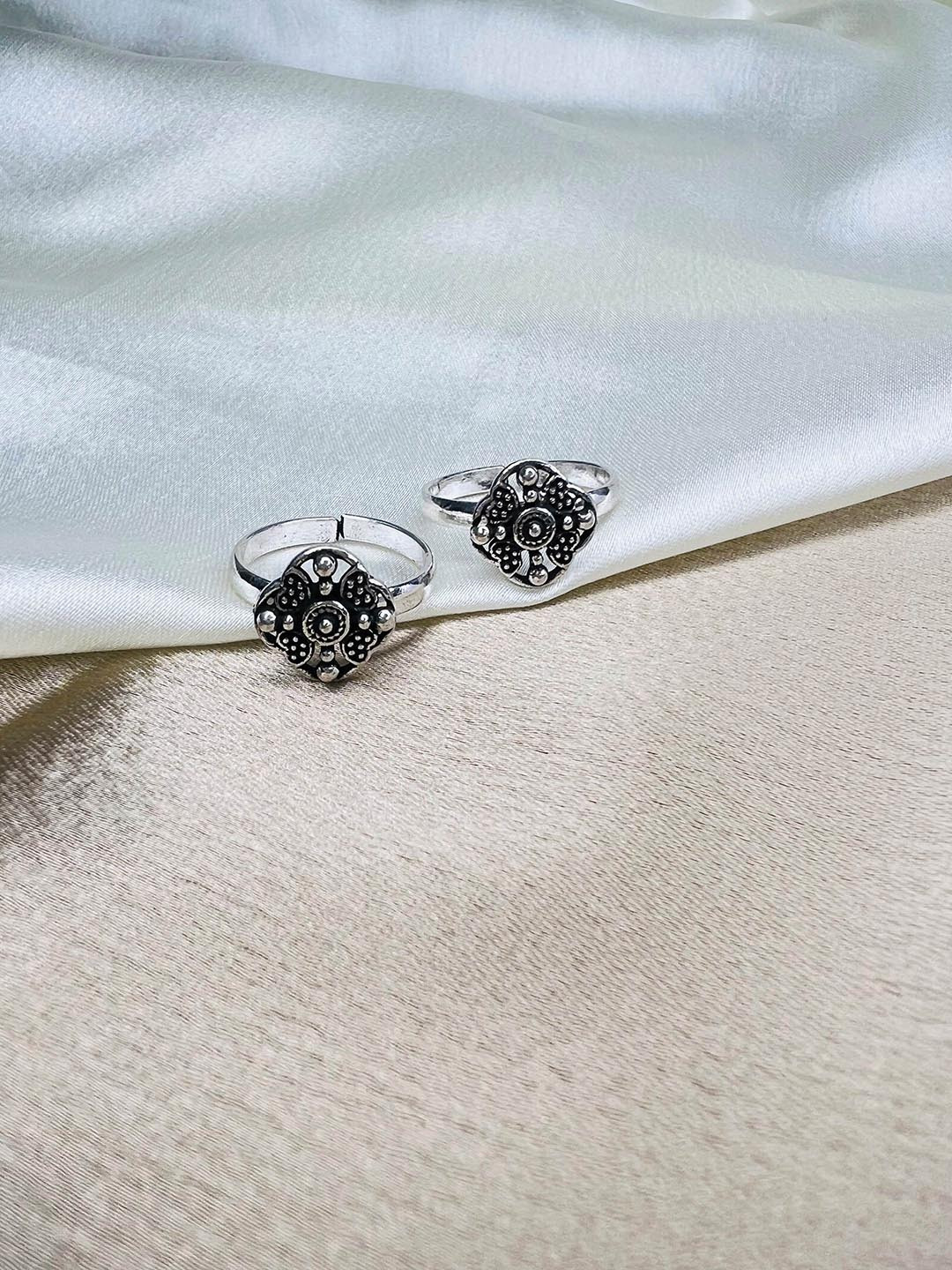 

Arte Jewels Set Of 2 Adjustable 925 Sterling Silver Toe Rings