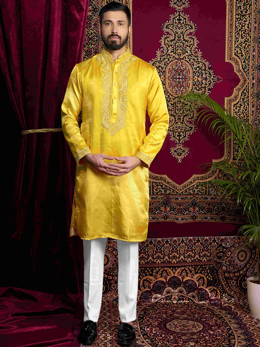 

sven suits Ethnic Motifs Yoke Design Regular Straight Kurta with Trousers, Yellow
