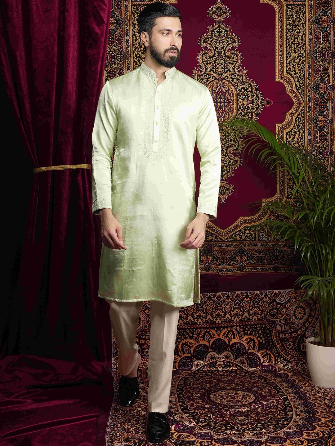 

sven suits Floral Yoke Design Regular Thread Work Dupion Silk Kurta with Trousers, Green
