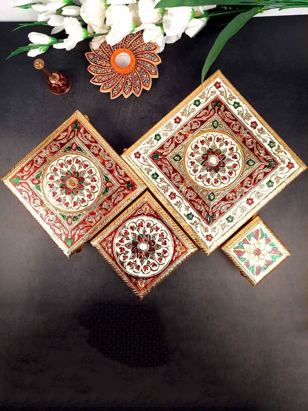 

apka mart Yellow & Red 4 Pieces Bajot Pooja Chowkies, Gold