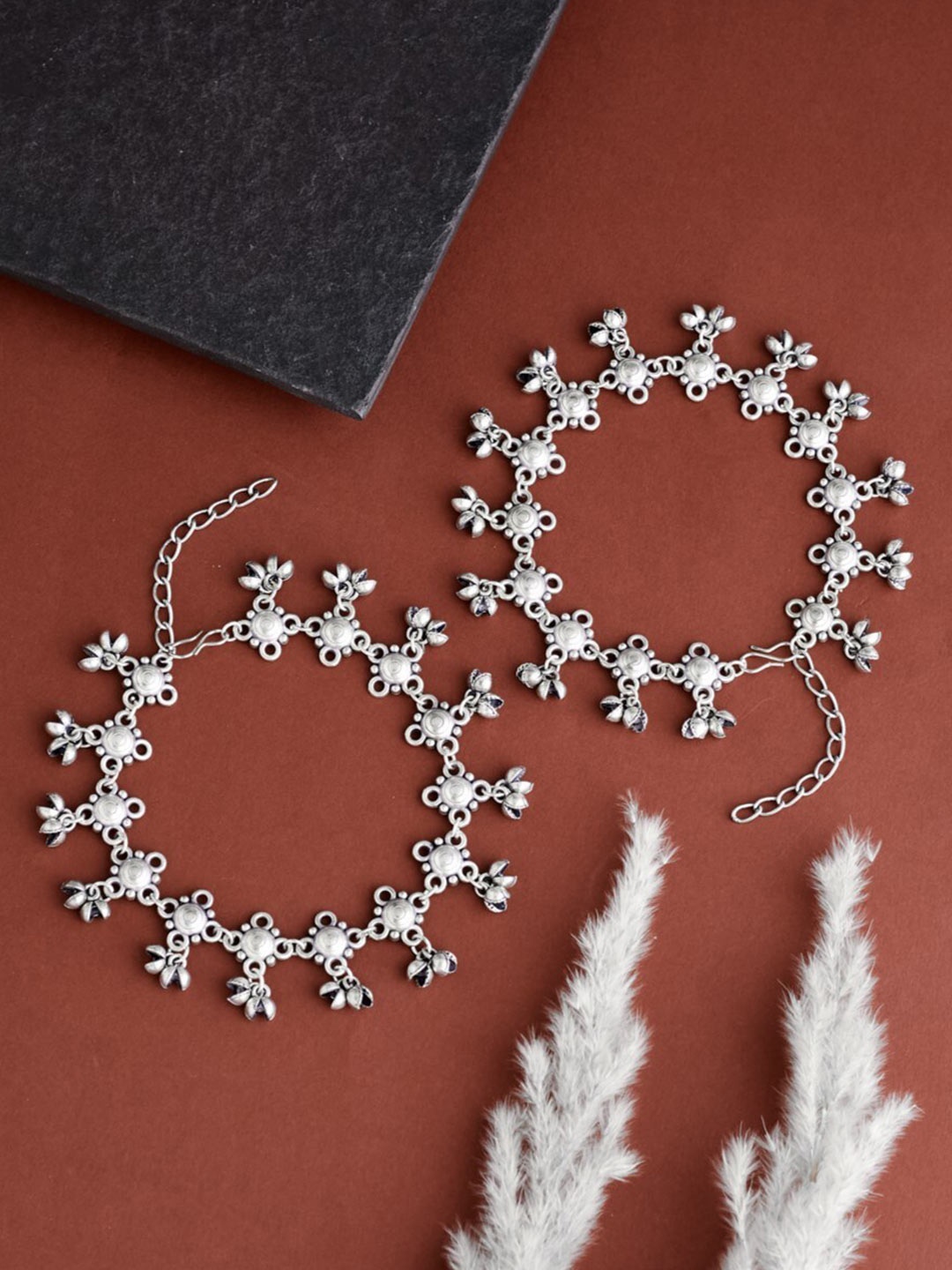 

ATIBELLE Set of 2 German Silver-Plated Ghunghroo Stone Studded & Beaded Anklets