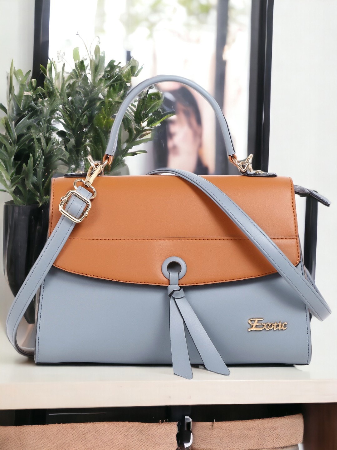 

Exotic Colourblocked PU Structured Satchel, Tan