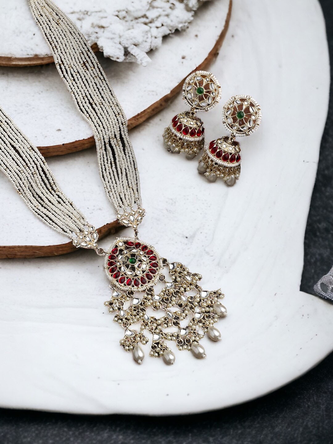 

ASMITTA JEWELLERY Gold-Plated Stone-Studded & Beaded Jewellery Set