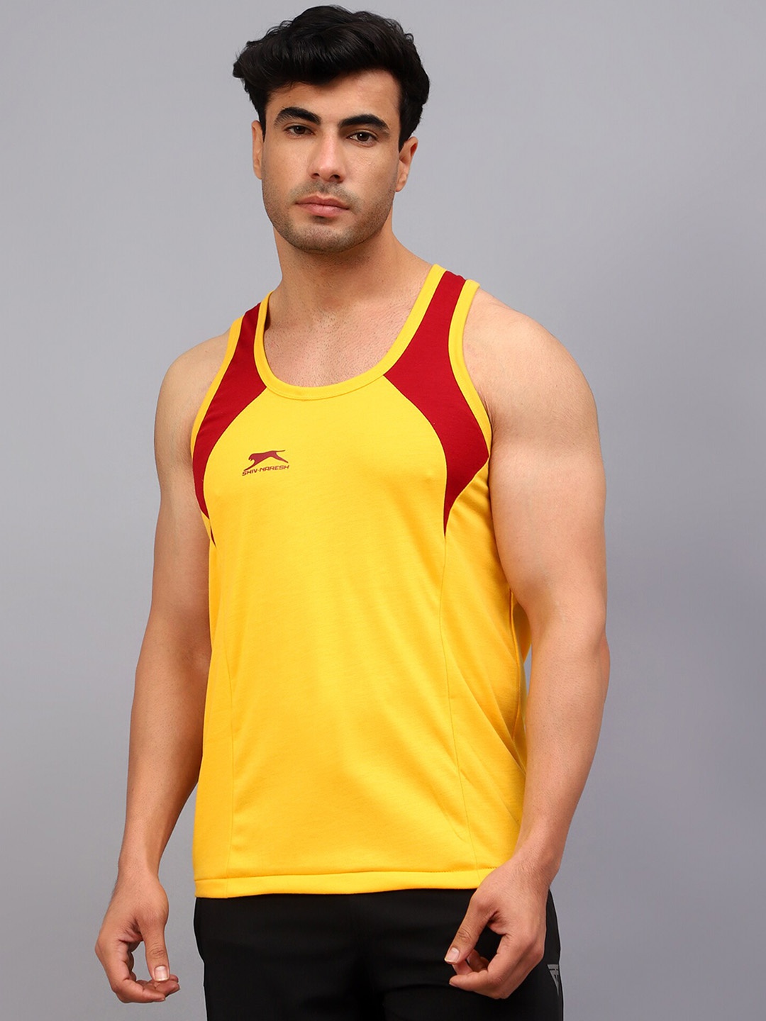 

Shiv Naresh Pack Of 2 Rich Sleeveless Basic Innerwear Vests 208_Yellow/Maroon_Vest