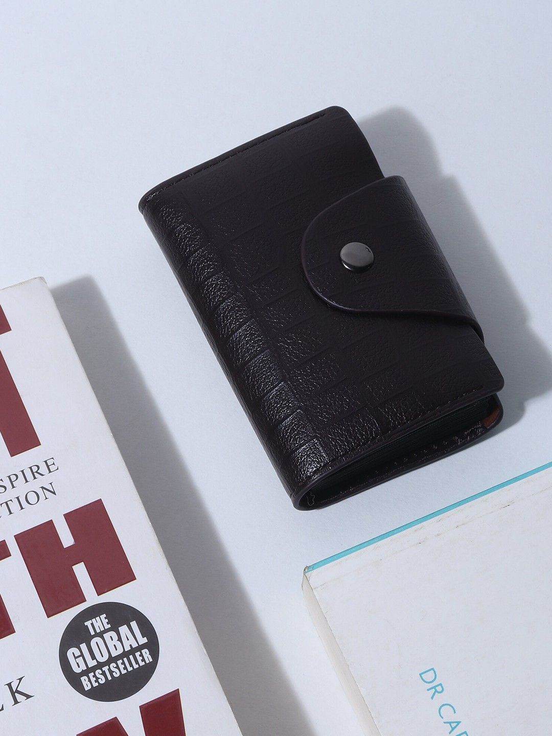 

The Roadster Lifestyle Co. Unisex Textured Leather Card Holder, Brown