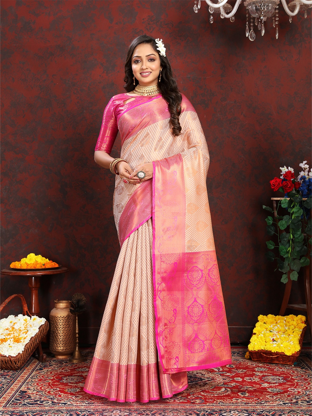

bansari textiles Ethnic Motifs Woven Design Zari Silk Cotton Banarasi Saree, Cream