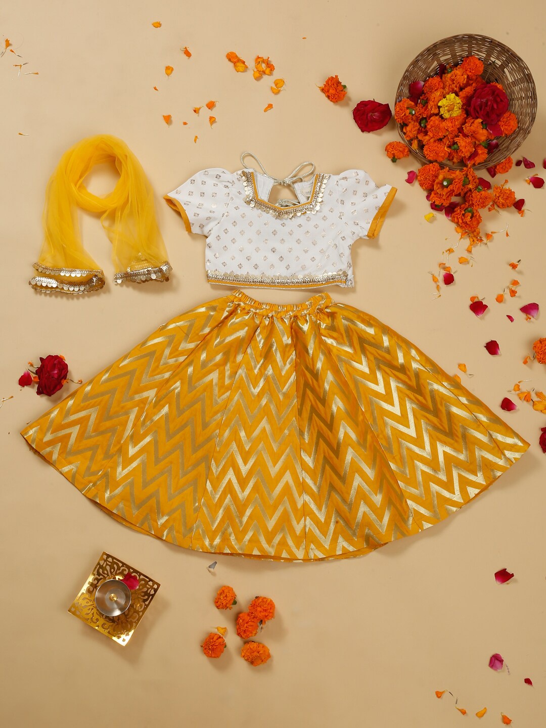 

SAKA DESIGNS Girls Foil Printed Sequinned Ready to Wear Lehenga & Blouse With Dupatta, Mustard