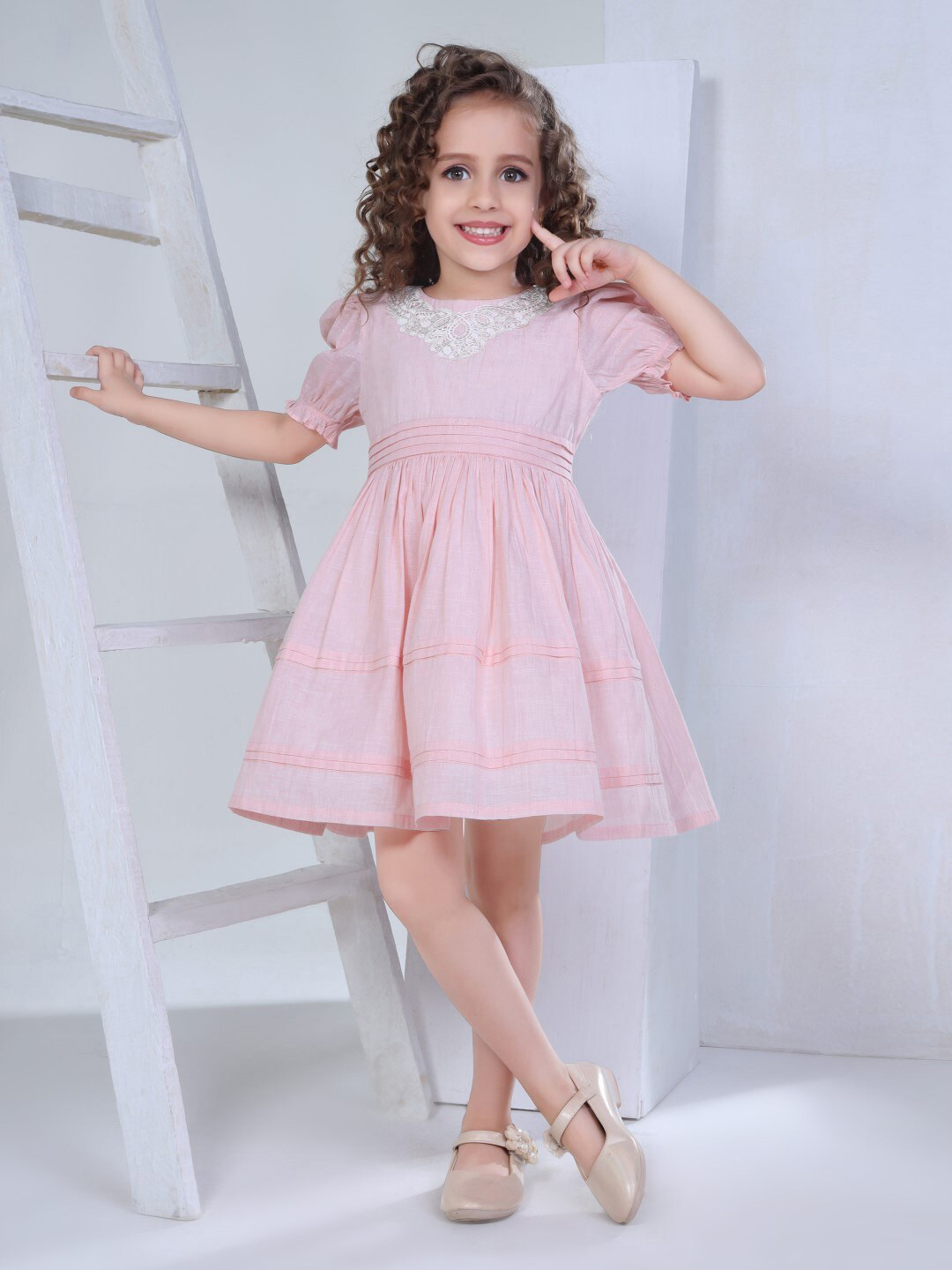 

Peppermint Round Neck Puff Sleeves Fit & Flare Dress, Pink