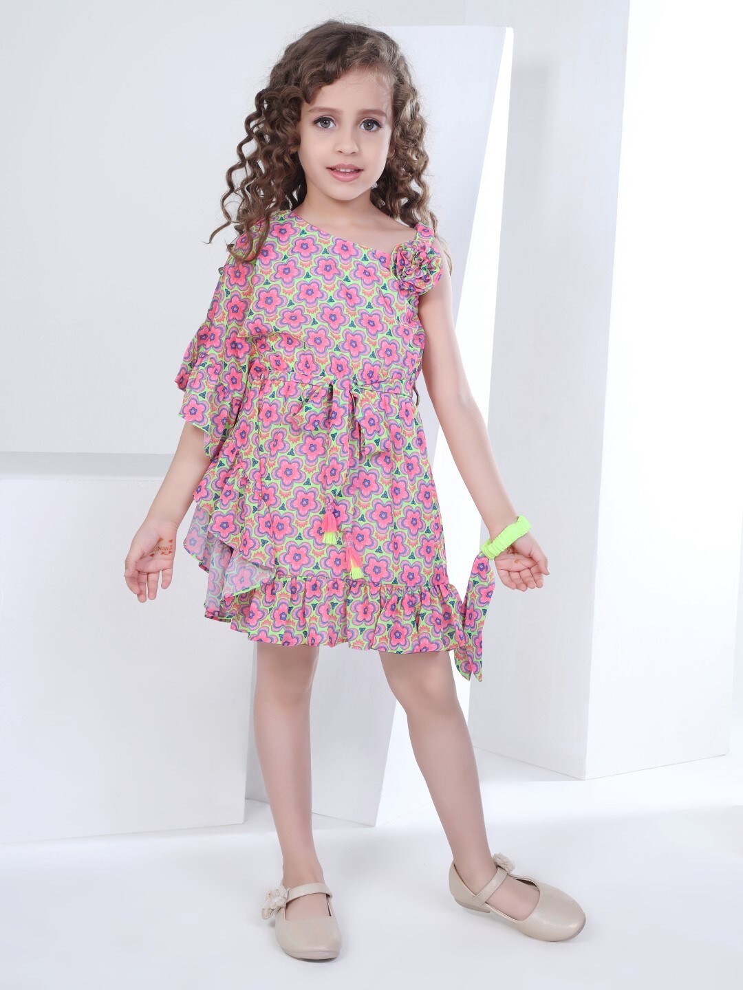 

Peppermint Floral Print Flutter Sleeve Chiffon A-Line Dress, Pink