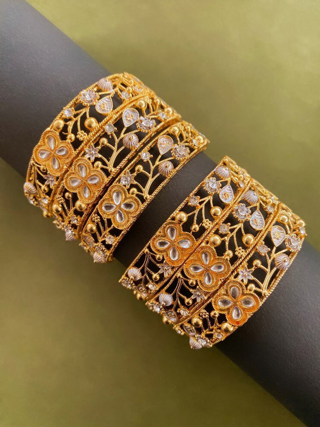 

ATIBELLE Set Of 6 Gold-Plated Kundan Studded Bangles
