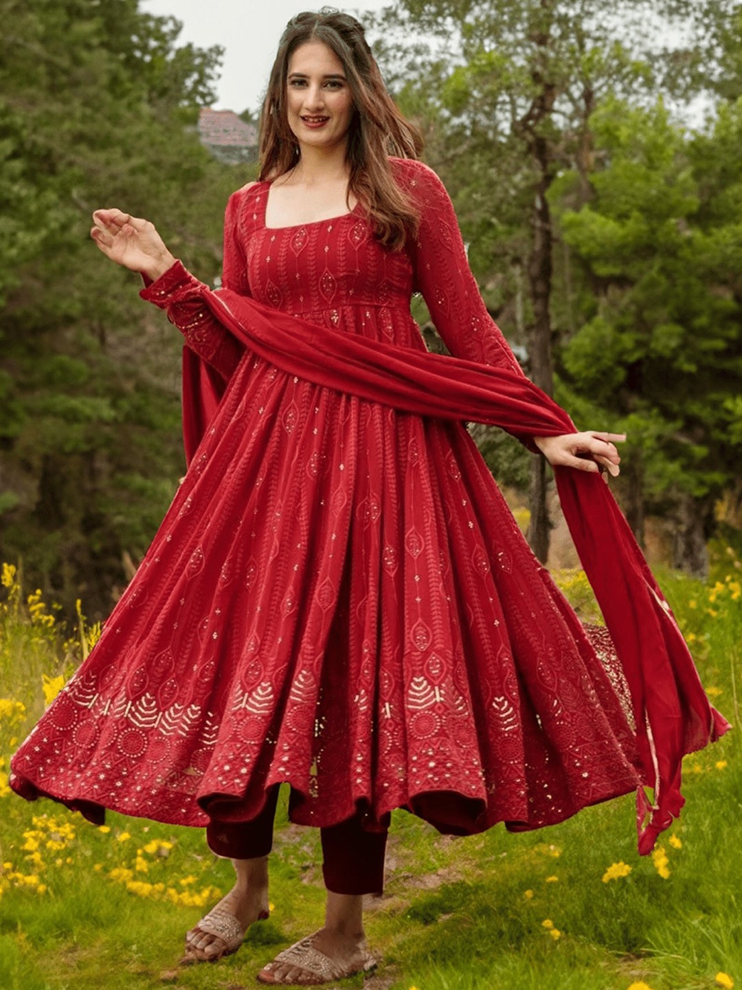 

ESTELA Floral Embroidered Square Neck Georgette Kurta with Trousers & Dupatta, Red
