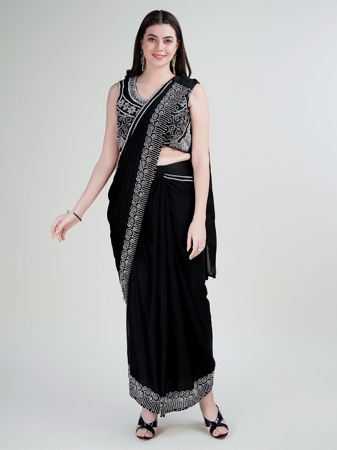 

AMOHA TRENDZ Beads and Stones Satin Ready to Wear Saree, Black