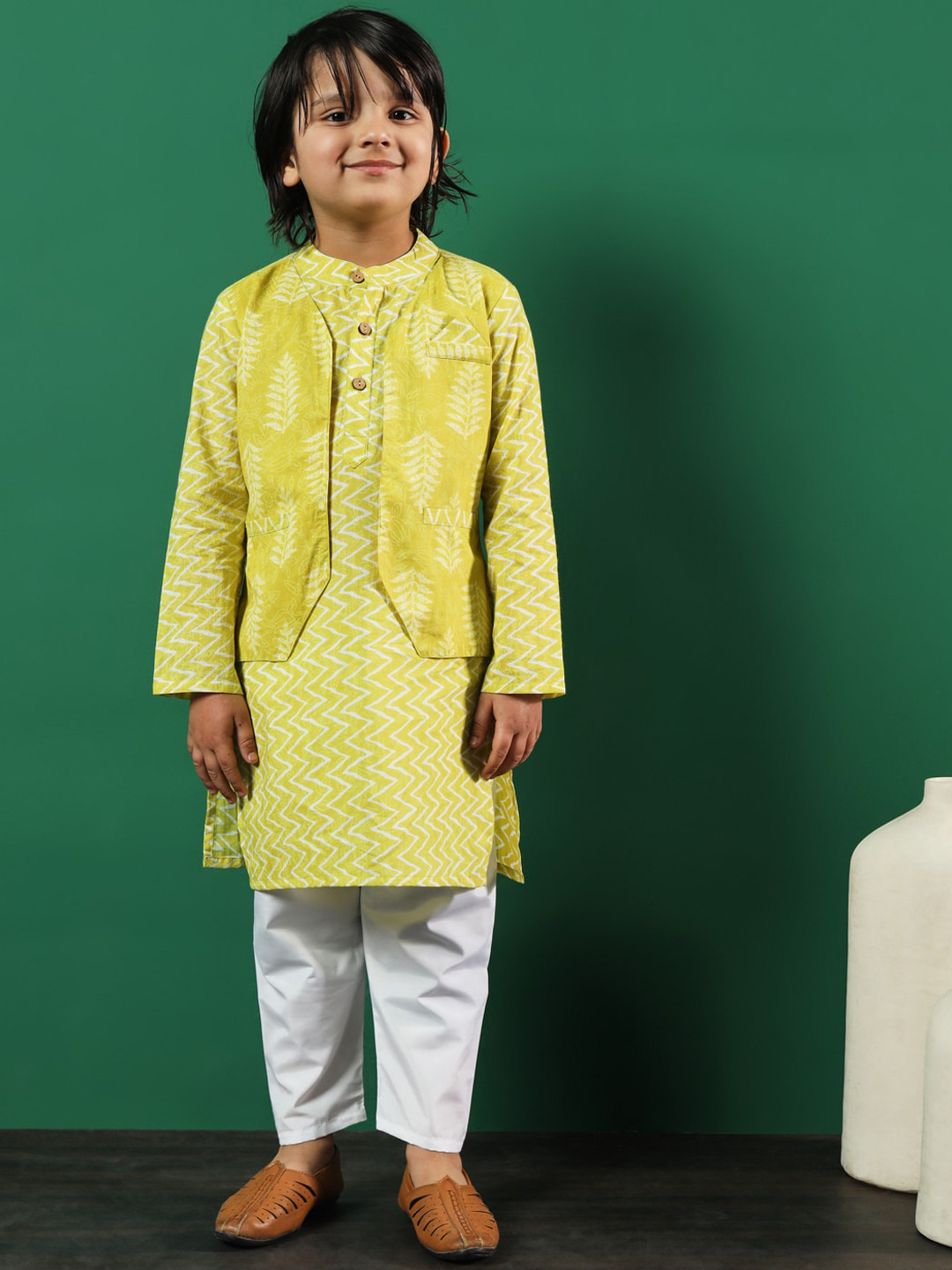

Readiprint Boys Chevron Printed Regular Pure Cotton Kurta with Pyjamas, Lime green