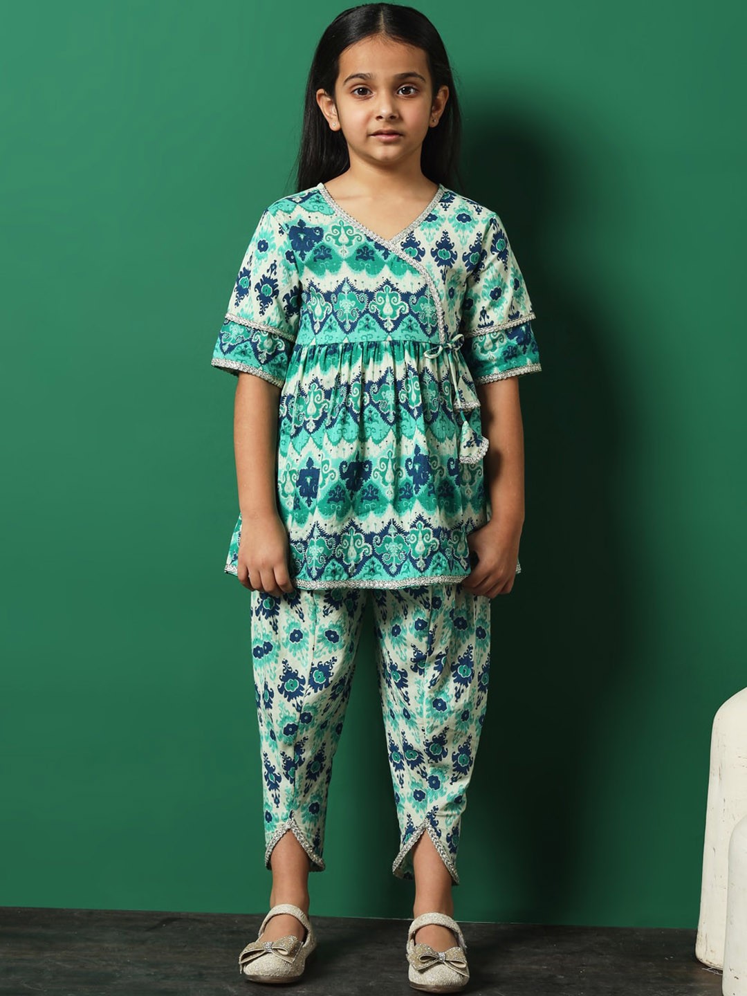 

Readiprint Girls Ethnic Motifs Printed Angrakha Cotton Kurti with Patiala, Sea green