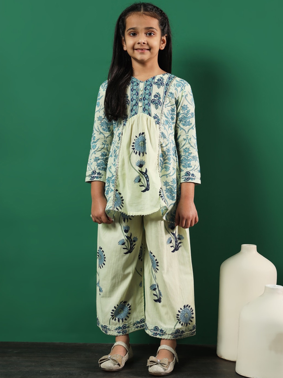 

Readiprint Girls Floral Printed Gotta Patti Pure Cotton A-Line Kurti With Palazzo, Green