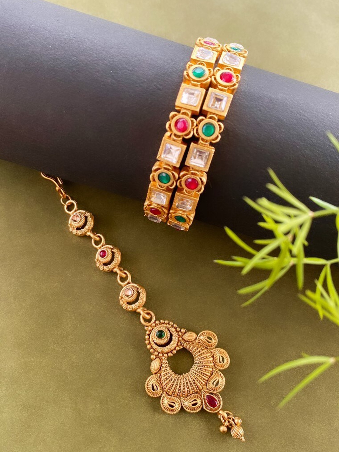 

ATIBELLE Pack Of 3 Gold-Plated Stone Studded Jewellery Set