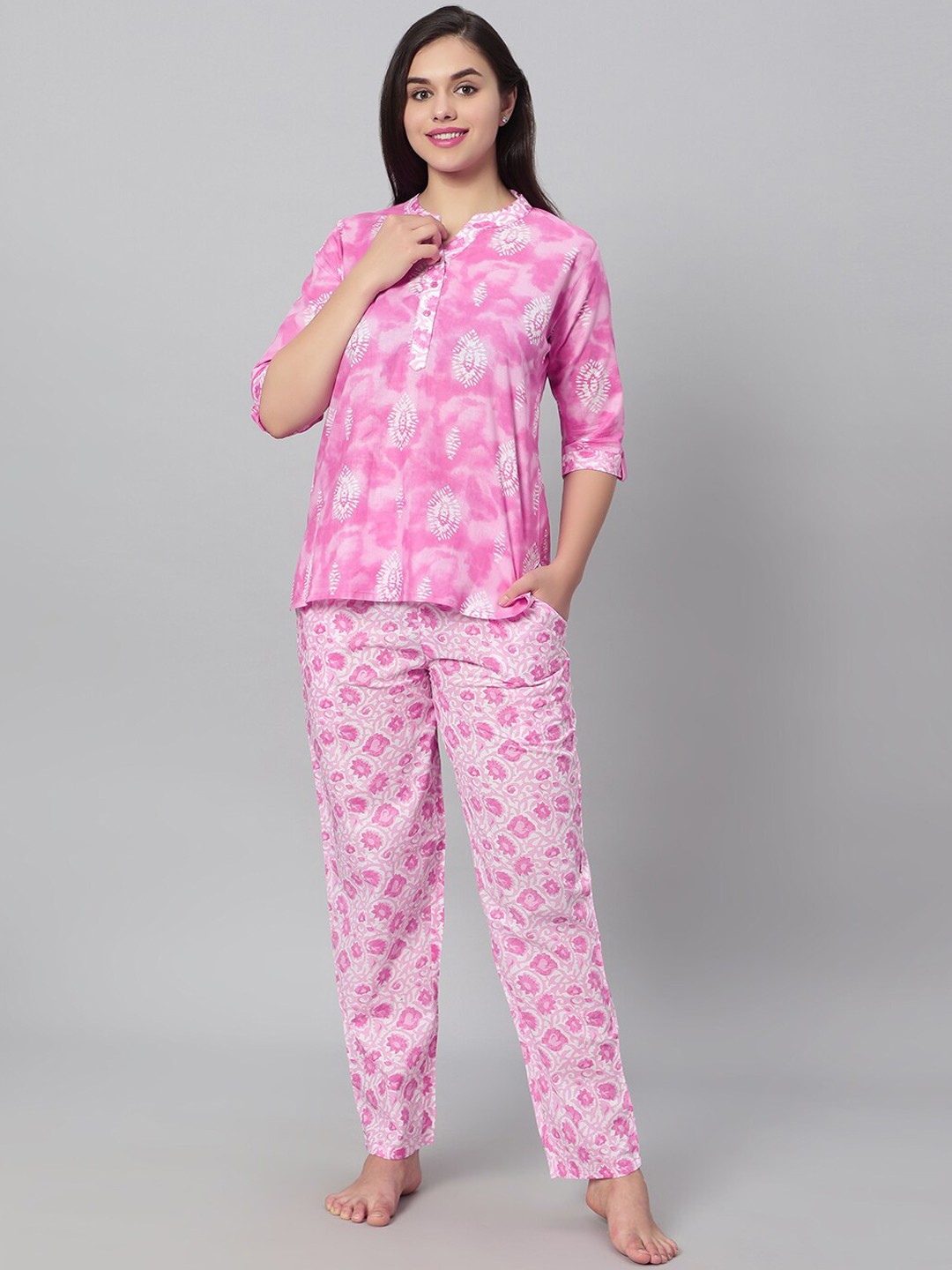 

QUIRA Ethnic Motifs Printed Mandarin Collar Night Suit, Pink