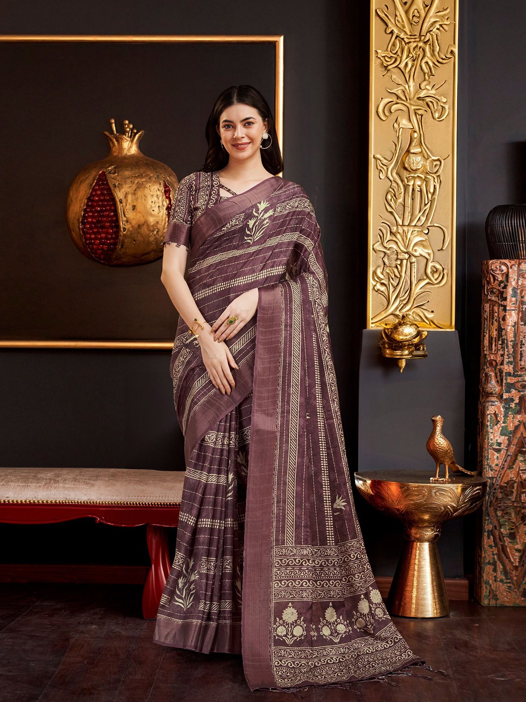 

Rekha Maniyar Floral Printed Zari Pure Silk Saree, Purple