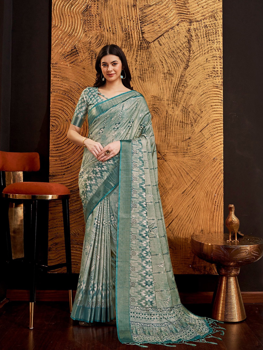 

Rekha Maniyar Ethnic Motifs Printed Zari Pure Silk Saree, Grey