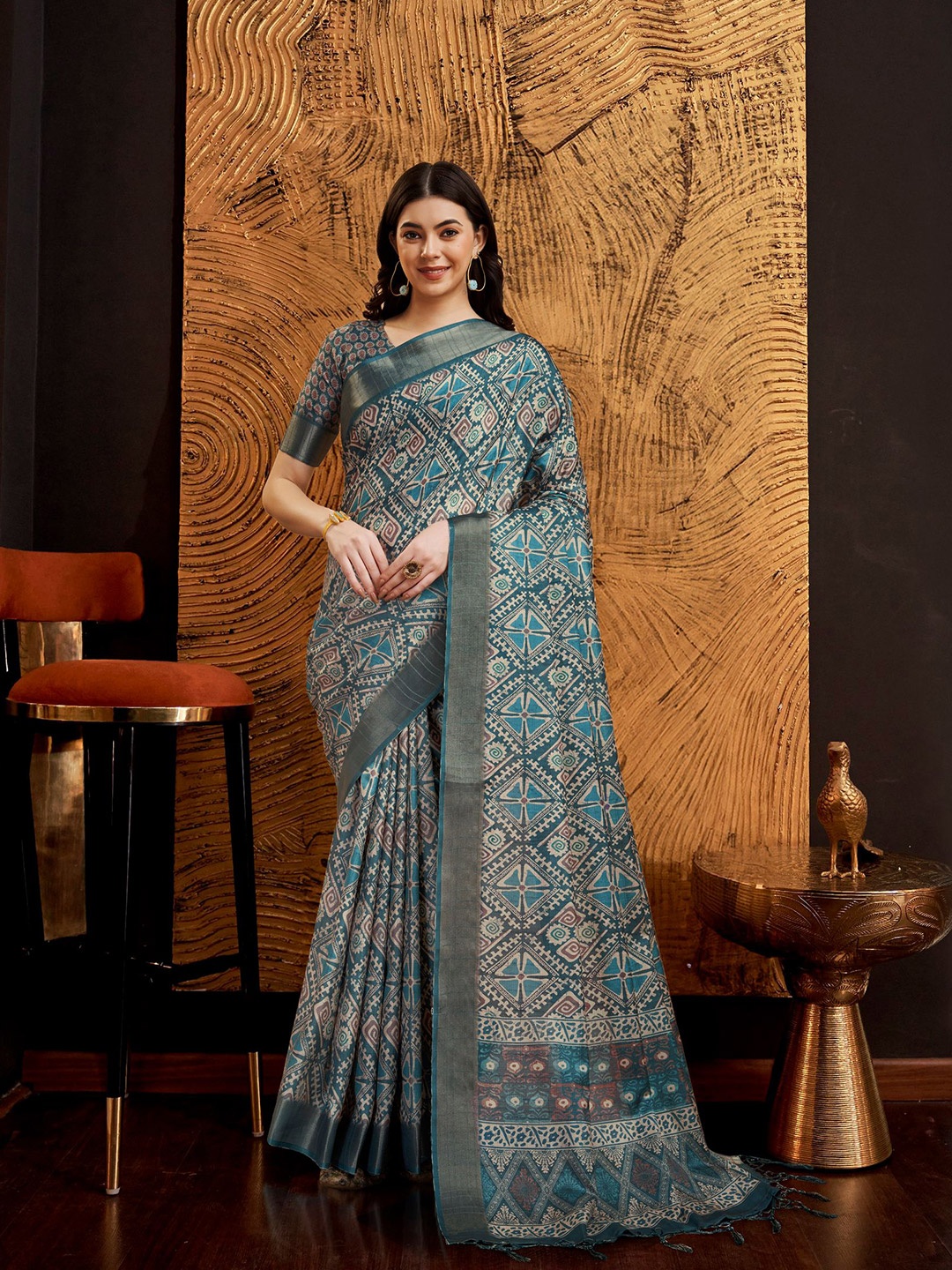 

Rekha Maniyar Geometric Printed Zari Pure Silk Saree, Grey