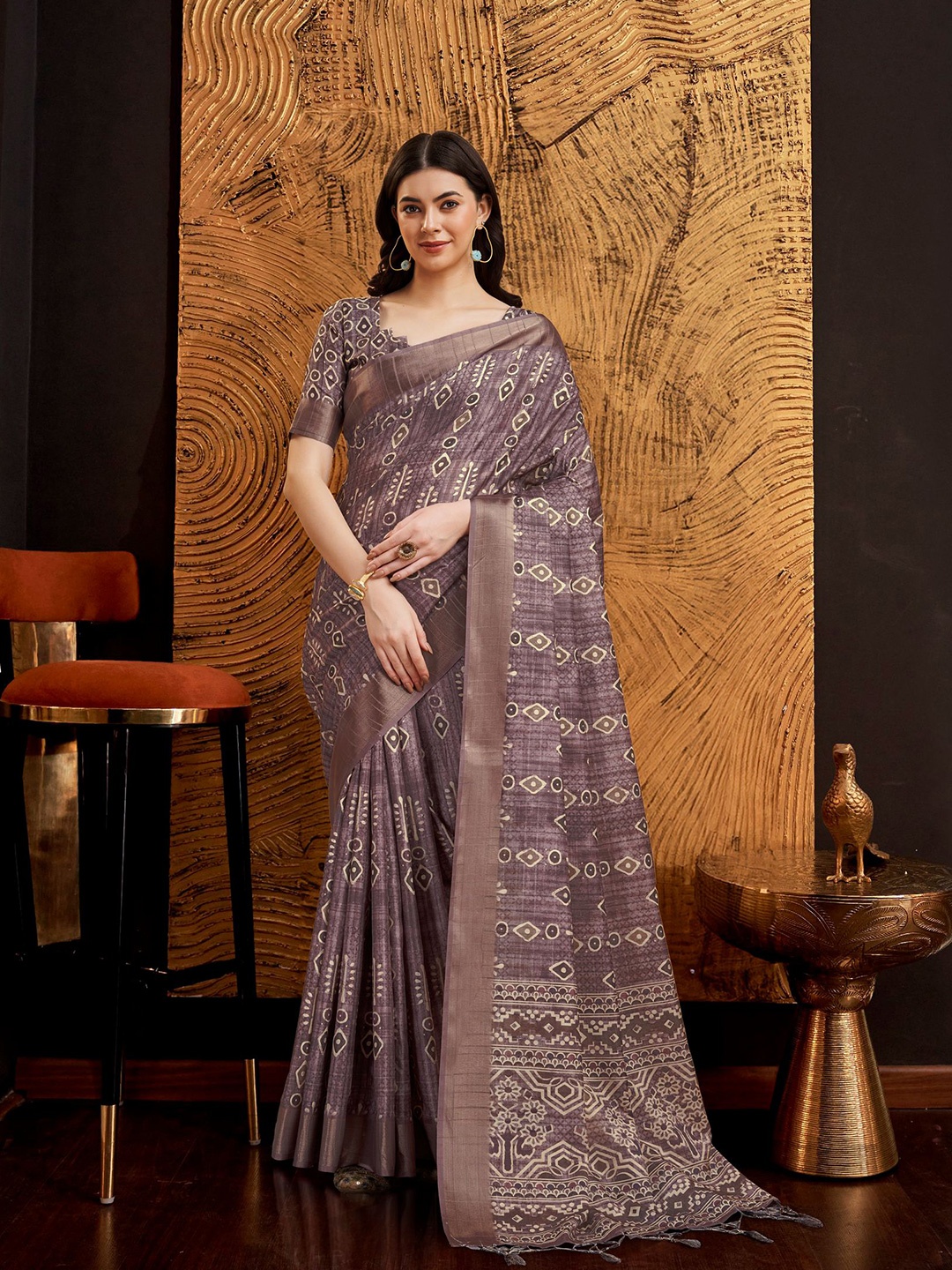 

Rekha Maniyar Geometric Printed Zari Pure Silk Saree, Purple