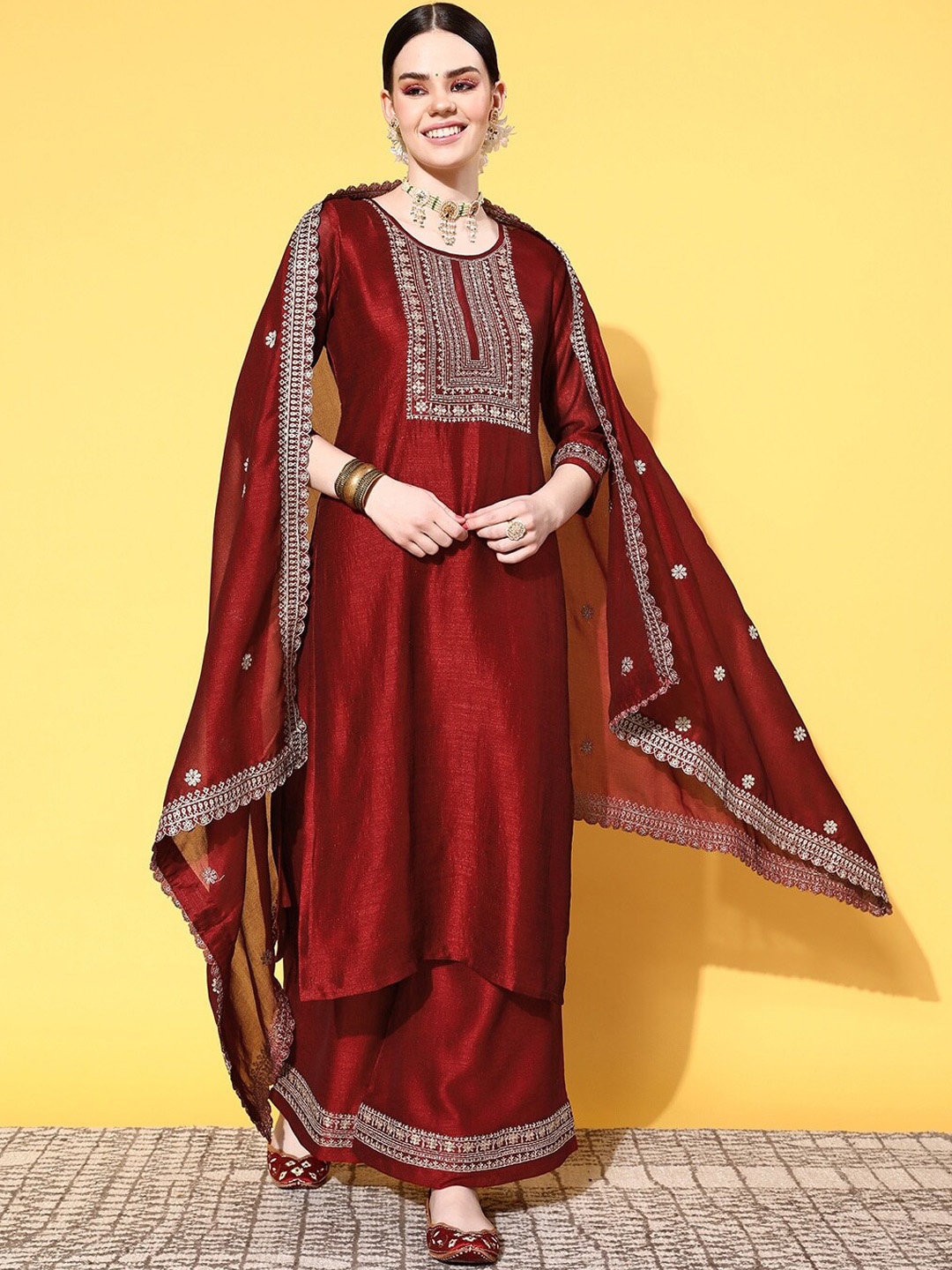 

Growdamy Floral Embroidered Thread Work Regular Kurta With Trousers & Dupatta, Red