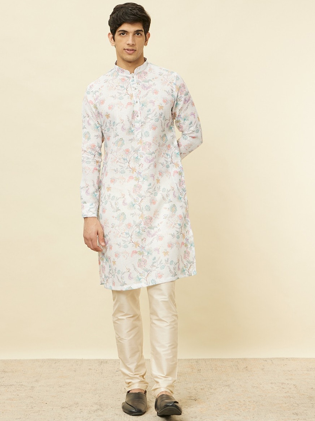 

Manyavar Floral Printed Mandarin Collar Long Sleeves Chikankari Straight Kurta, Off white