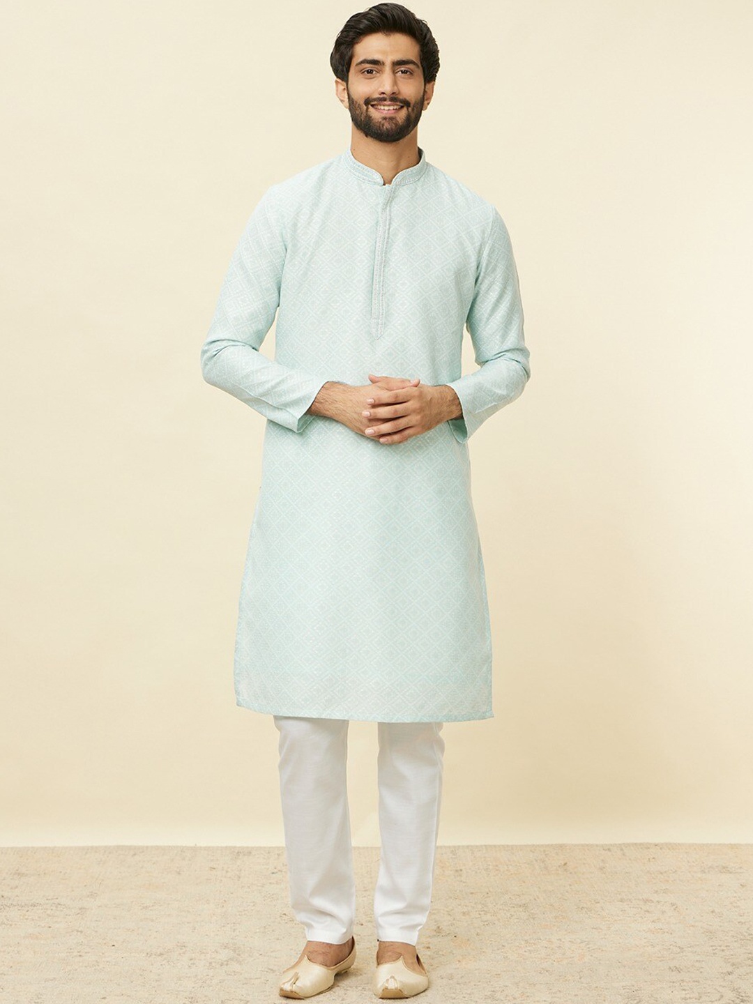 

Manyavar Geometric Printed Regular Kurta With Pyjamas, Blue