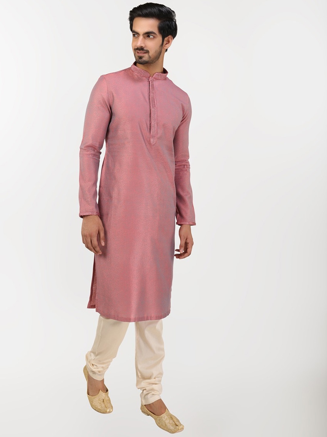 

Manyavar Woven Design Thread Work Kurta, Pink