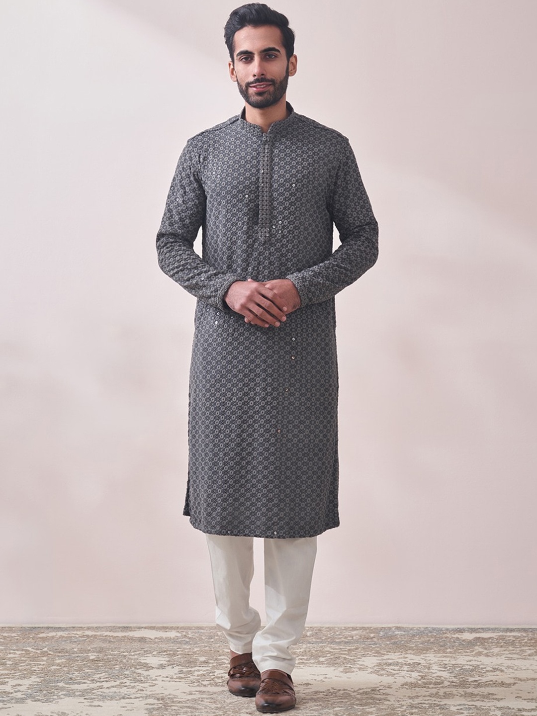 

Manyavar Ethnic Motifs Embroidered Mandarin Collar Long Sleeves Thread Work Straight Kurta, Grey