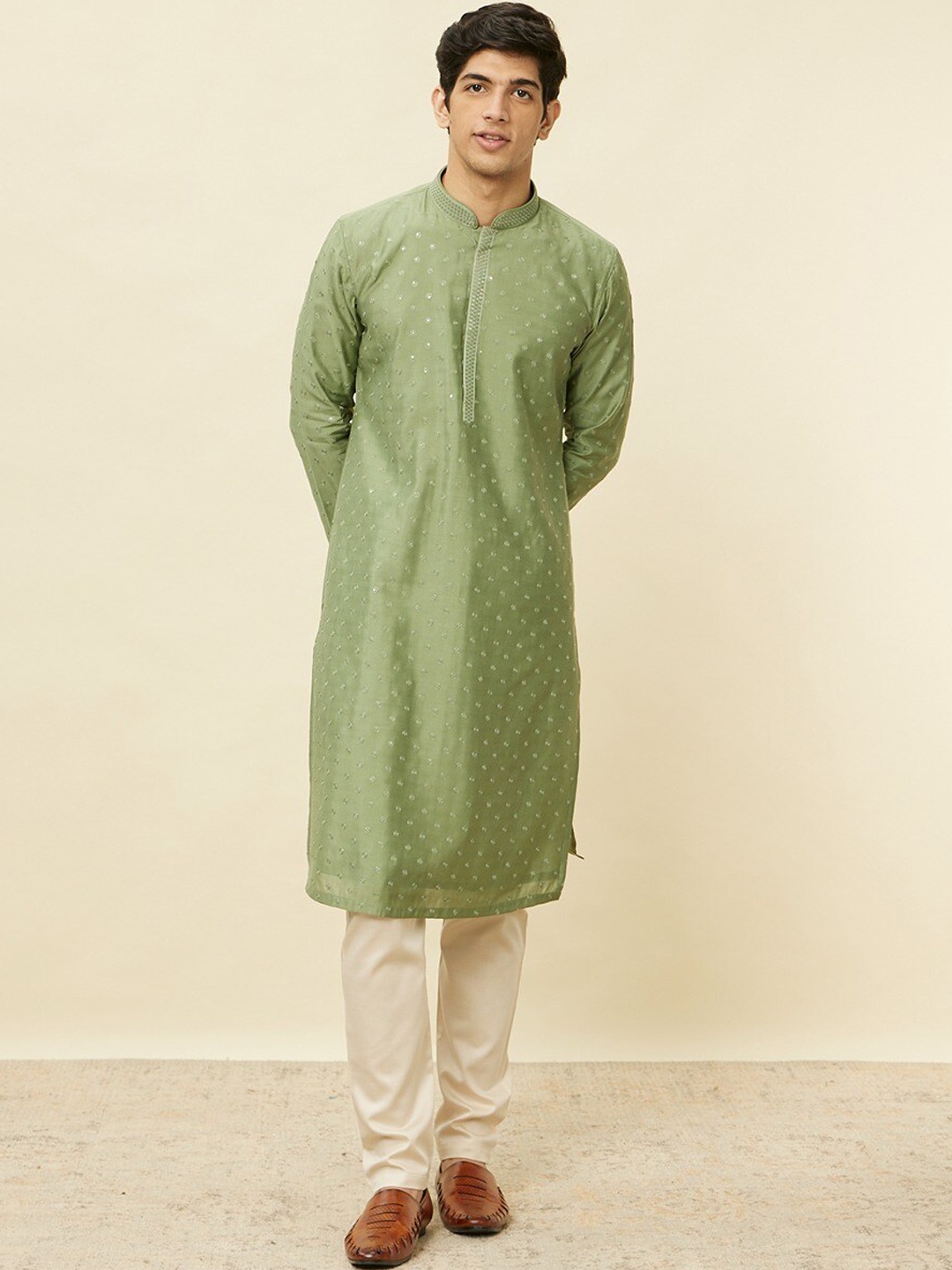 

Manyavar Floral Woven Design Art Silk Regular Kurta With Pyjamas, Green