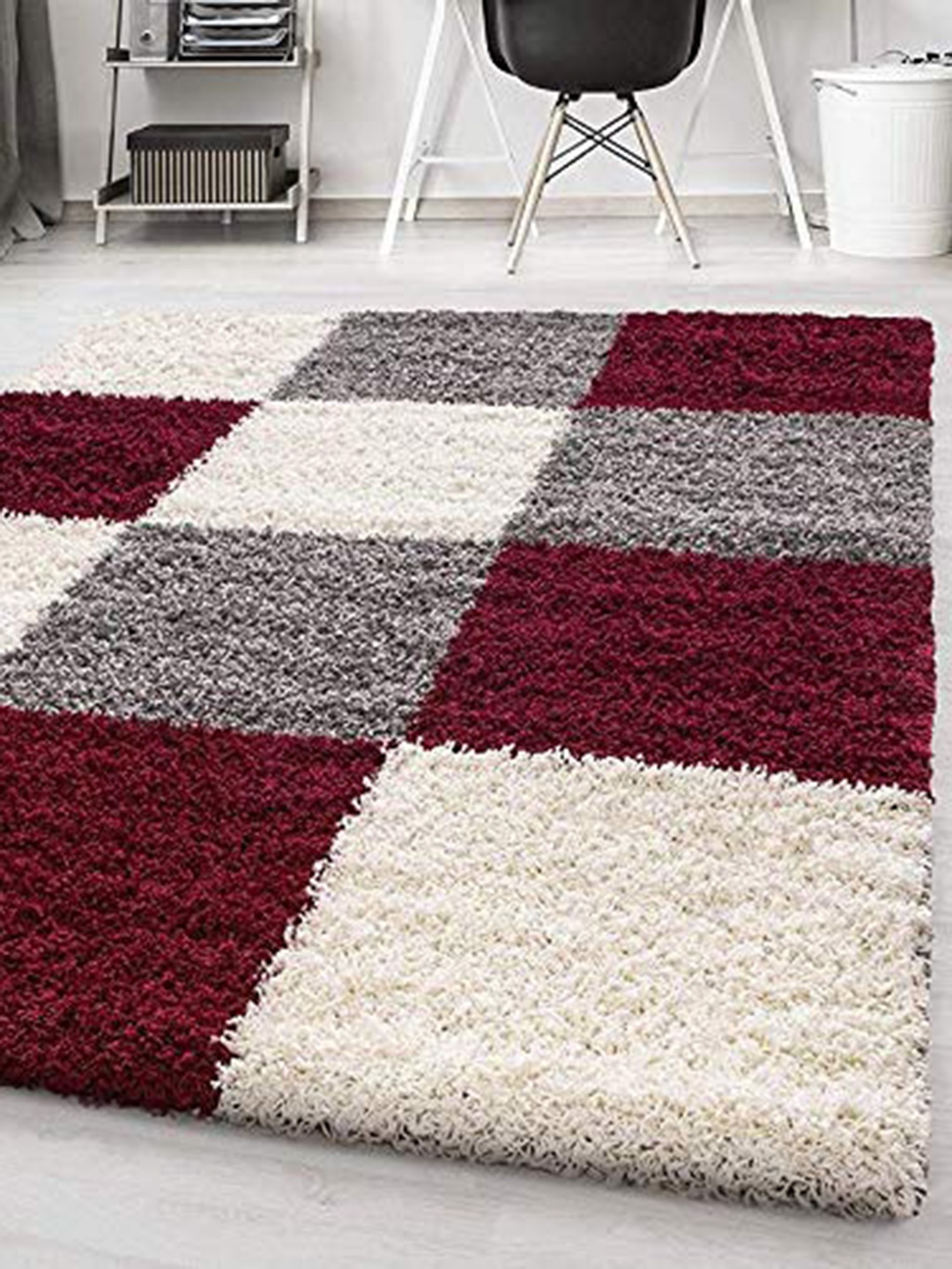 

AaHo Decor Maroon & White Geometric Anti-Skid Shaggy Rectangular Carpet
