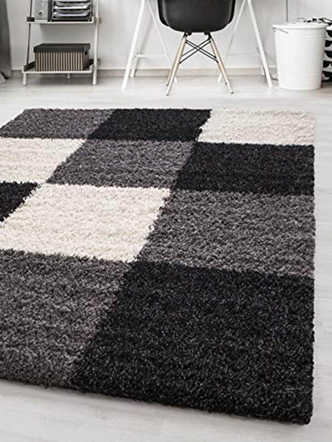 

AaHo Decor Black & White Geometric Jute Traditional Reversible Runner