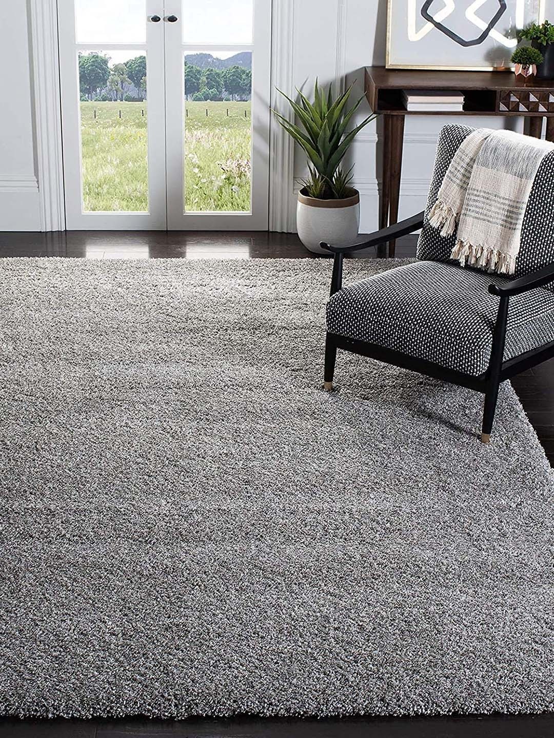 

AaHo Decor Silver-Toned Woolen Anti-Skid Rectangular Floor Mat