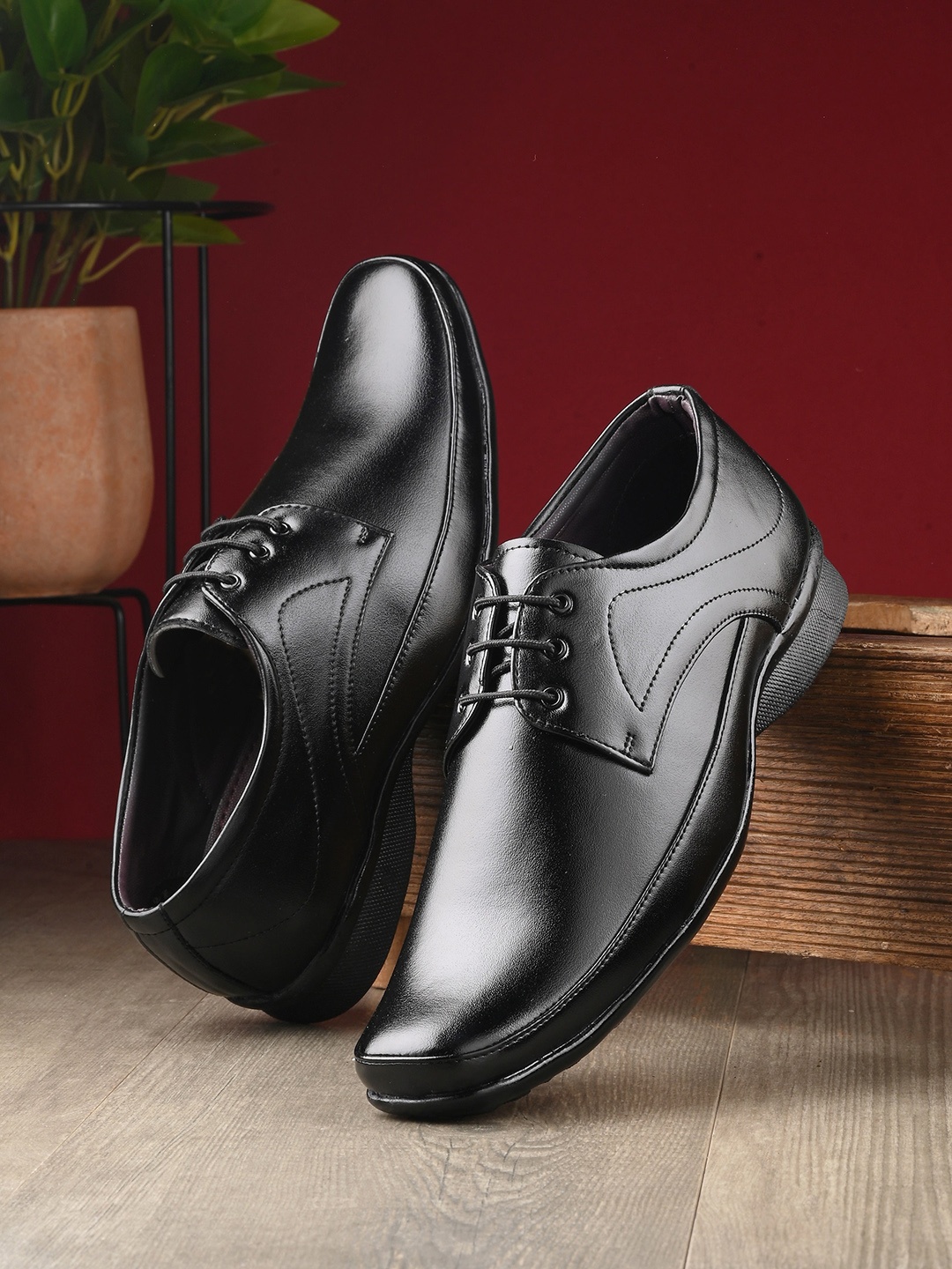 

BUCIK Men Lace Up Synthetic Leather Formal Derbys, Black