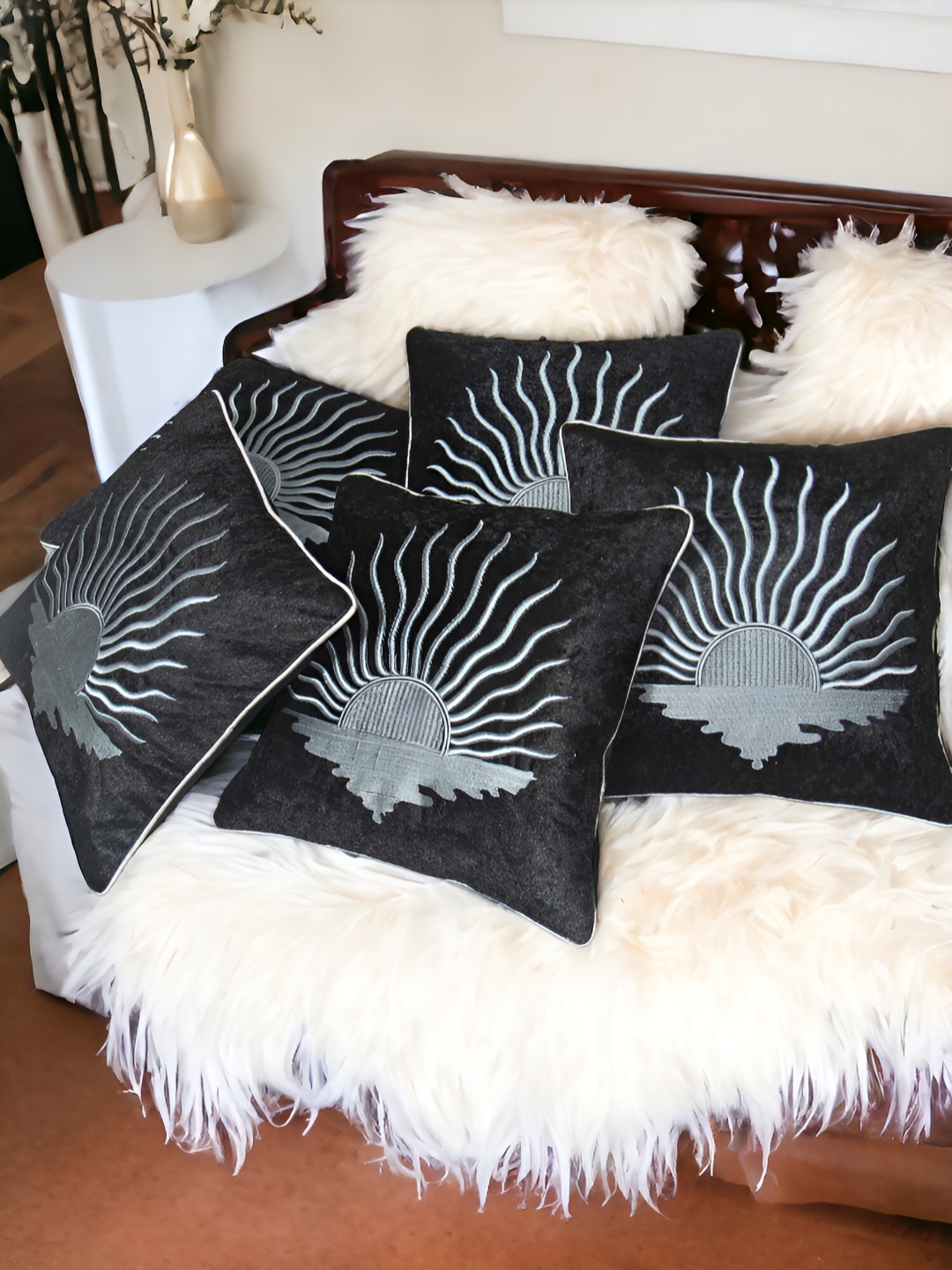 

Zikrak Exim Black 5 Pcs Embroidered Velvet Square Cushion Covers