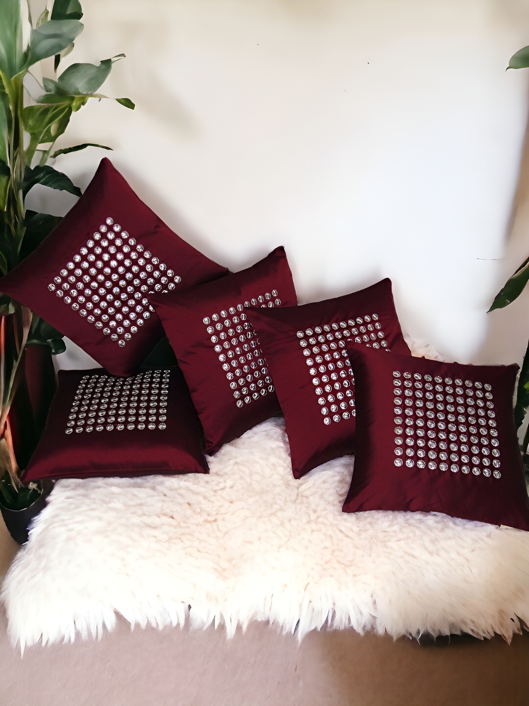 

Zikrak Exim Maroon & White 5Pcs Embroidered Satin Square Cushion Covers