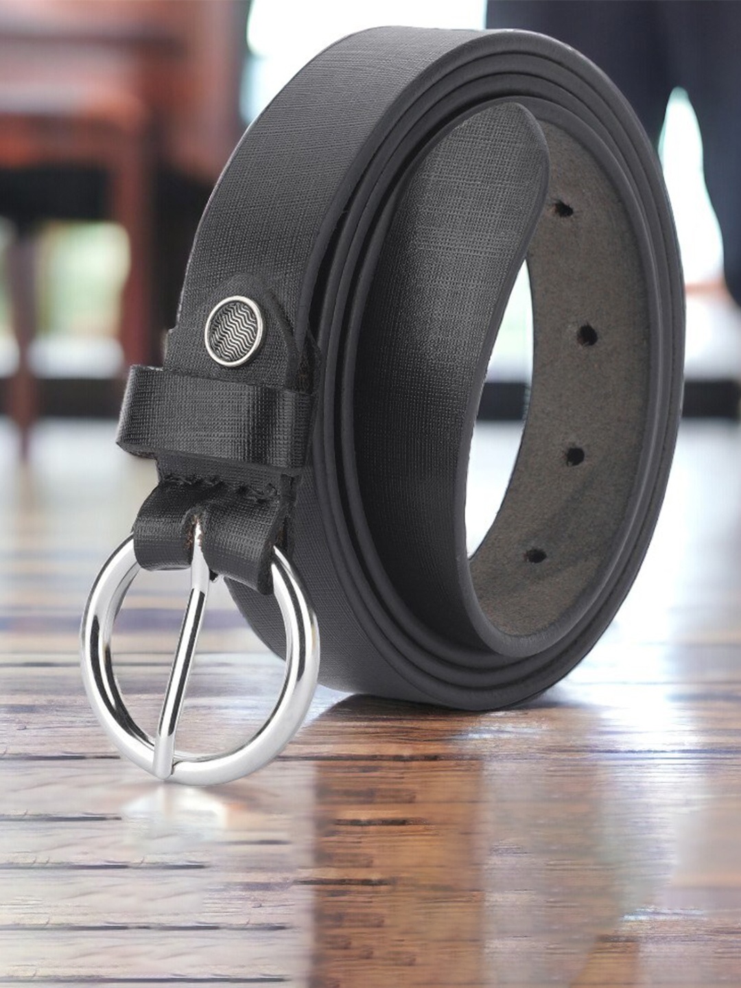 

DressBerry Women lack Leather Formal Belt, Black
