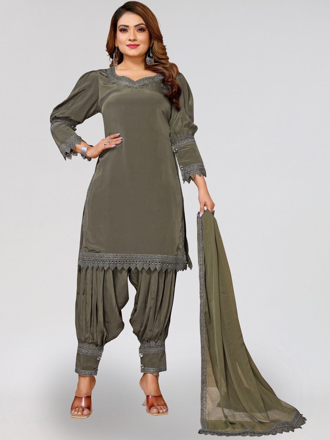 

PYARI - A style for every story Puffed Sleeves Pathani Kurta With Patiala & Dupatta, Olive