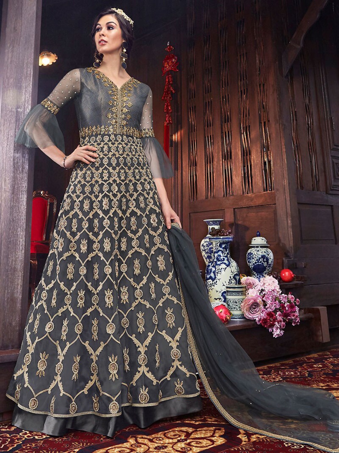 

Chandbaali Embroidered Semi-Stitched Dress Material, Grey