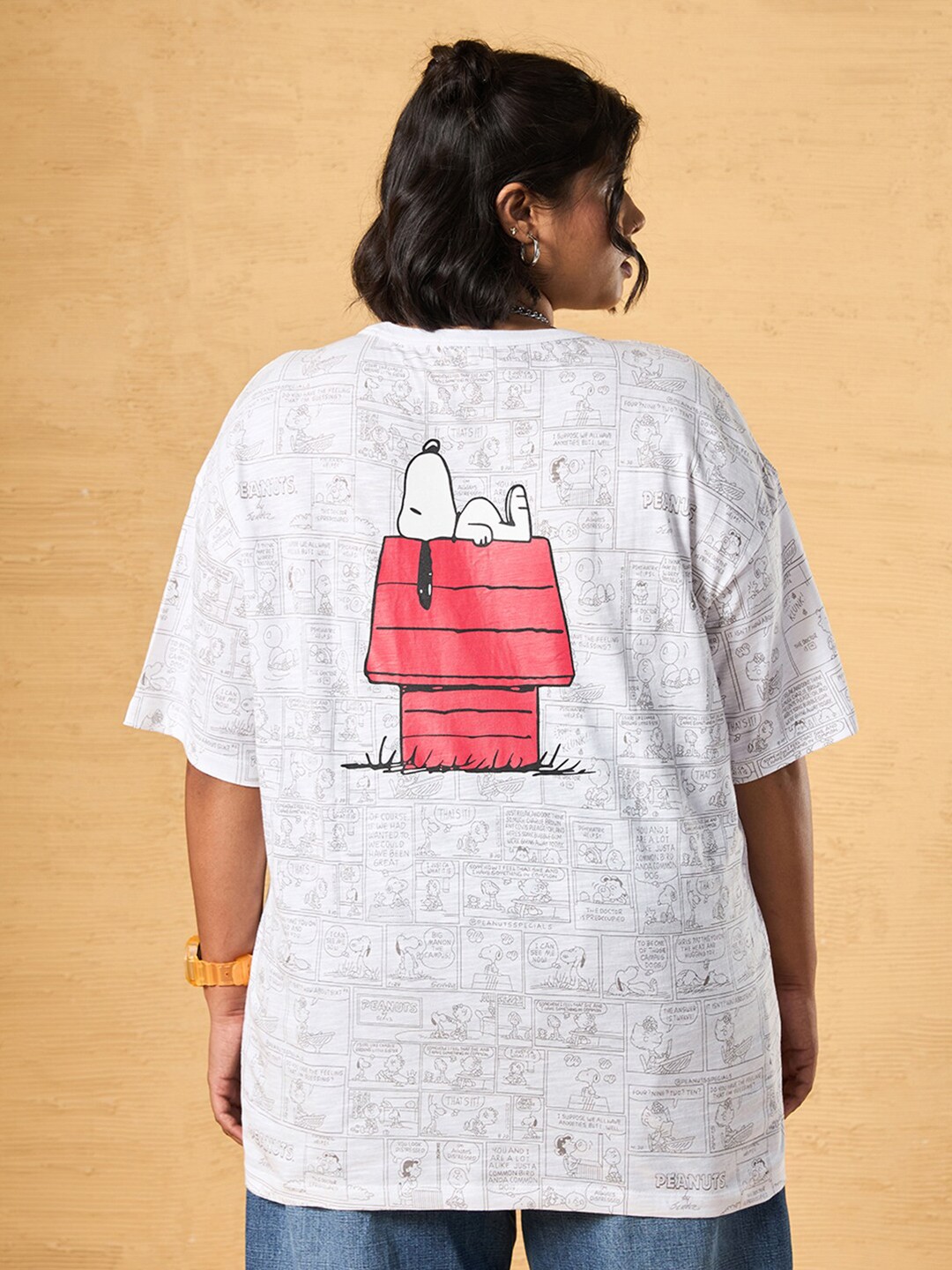 

Bewakoof Air 1.0 Women All Over Printed Oversized Plus Size T-shirt, White