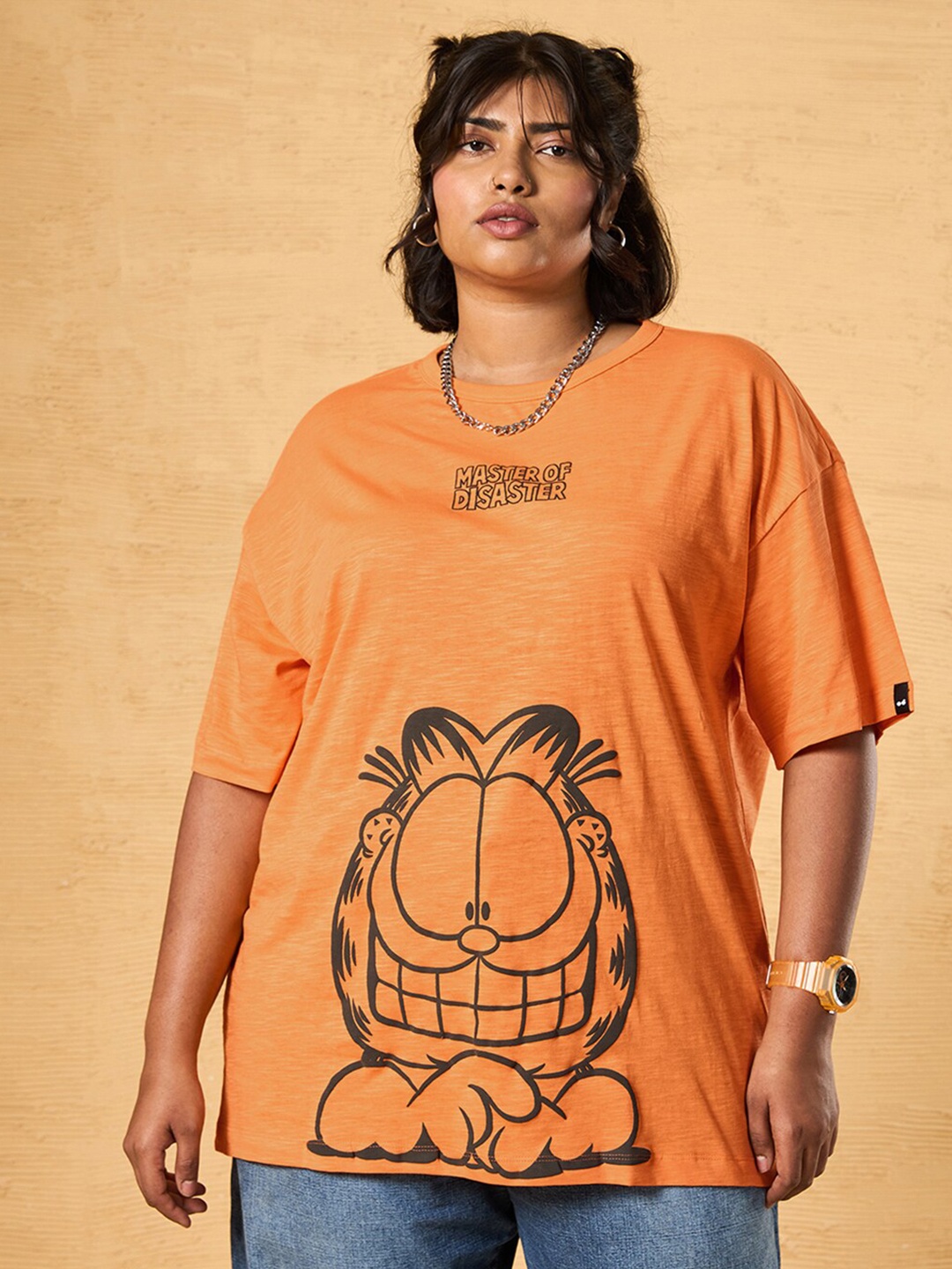 

Bewakoof Air 1.0 Garfield Women Plus Size Printed Oversized T-shirt, Orange