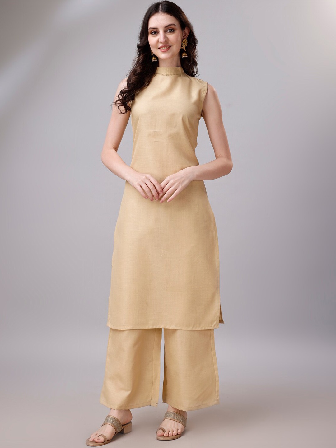 

Modestouze Attires Woven Design High Neck Sleeveless Straight Kurta With Palazzos, Cream